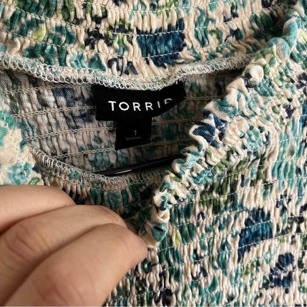 Torrid Cotton Modal Ditsy Floral Jersey Smocked Mock Neck Flowy Top - Picture 4 of 7